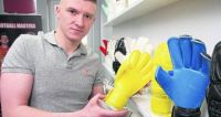 The goalkeeper's gloves from Korona Kielce player