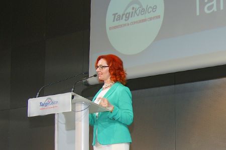   Małgorzata Muzoł welcomed all the voivodeships educational superintendents who attended the expo opening ceremony