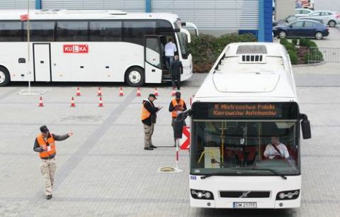  At the last TRANSEXPO edition the editors of "PT Bus" also co-organized   the bus drivers championship 