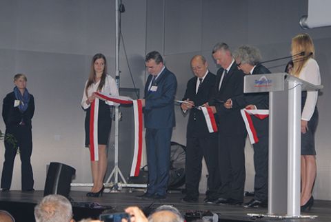 The ribbon cutting ceremony at the opening of 2014 MSPO