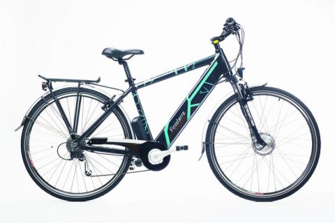 GEOBIKE FINISTERRE is a men's 28-inch-wheels tourists bike 