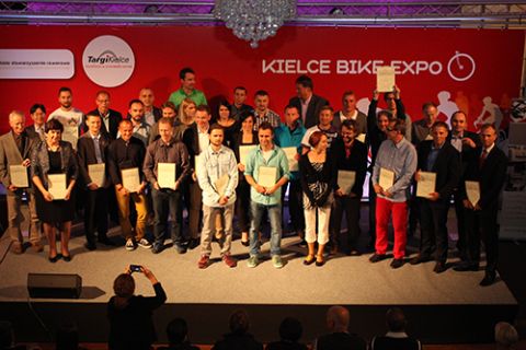 At yesterday's gala not only were medals and distinctions presented for products showcased at the fair show and for the expo stand arrangement and arrangement, companies and institutions which have cooperated in KIELCE BIKE-EXPO creation were also dis