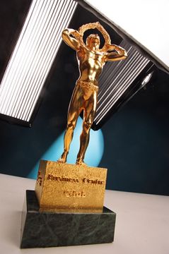 The Gold Statuette of the Polish Business Leader laureates, if they are able to maintain the status of the front-runner,  enjoy the privilege of running for the Diamond to the Gold Statuette of the Polish Business Leader