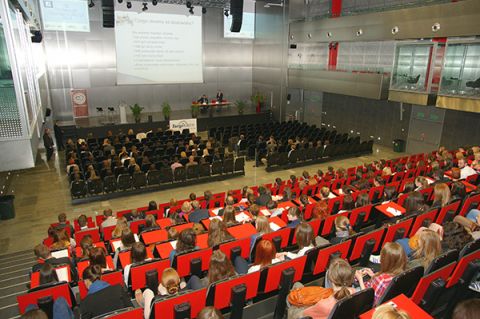 Ubiegłoroczna konferencja" Pomóżmy lepiej żyć" 