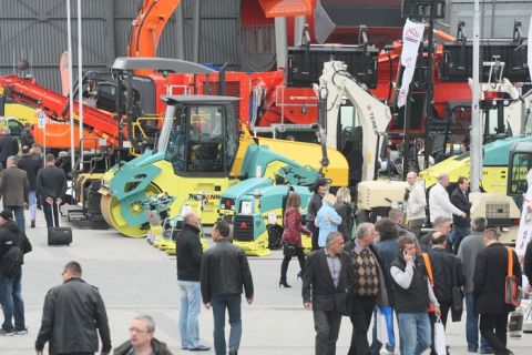 Targi AUTOSTRADA - POLSKA to miejsce prezentacji największych i najważniejszych przedstawicieli branży budownictwa drogowego.