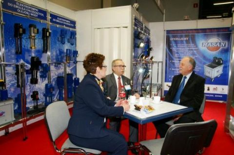 Business talks are  inseparable part of STOM trade fair