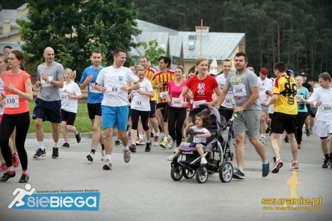 The "Five for Bartek" brings together younger and older runners; source: www.siebiega.com 