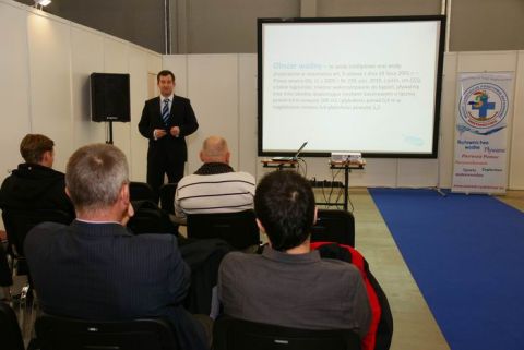 The first expo day brought together municipalities' representatives for water safety workshops 