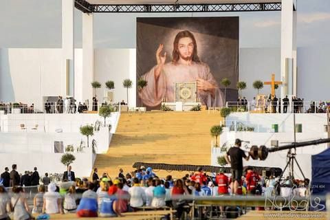 The WYD altar in in Brzegi was designed by Stanisław Niemczyk - photo by  Wociech Habdas