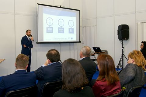 Konfernecja "Twój biznes w Europie" odbywała się podczas targów INNO-TECH EXPO w Targach Kielce