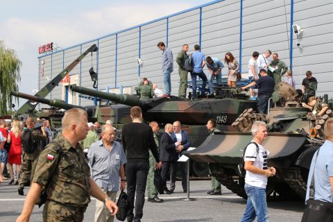 Wystawa Sił Zbrojnych RP zawsze cieszy się wielką popularnością. Na zdjęciu MSPO 2016. 