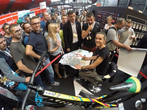 A meeting with Maja Włoszczowska at 2016's Kielce Bike-Expo