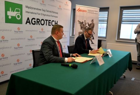 The signed contract between Skarżysko-based companies 