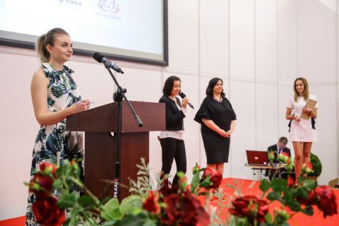 The prizes were handed by Iwona Walkowicz, marketing director of "Echo Dnia" and  Joanna Marcjan, deputy director of the Targi Kielce Trade Fairs Department