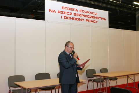 Stanisław Golmento z Okręgowego Inspektoratu Pracy w Kielcach, prowadzący Strefę Edukacji podczas WORK SAFETY-EXPO