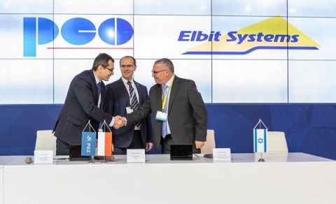 Przedstawiciele PCO S.A. oraz Elbit Systems Electro-Optics Elop Ltd. po podpisaniu porozumienia