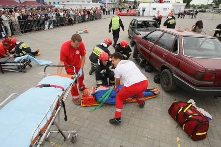 Rescue services in action – EDURA expo’s dynamic presentations