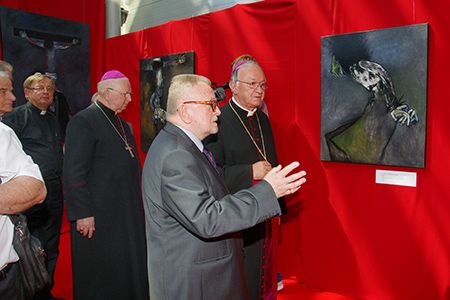 Professor Stanisław Rodziński was congratulated by the President of Pontifical Council for Health Care Workers, His Excellency Fr Archbishop Zygmunt Zimowski