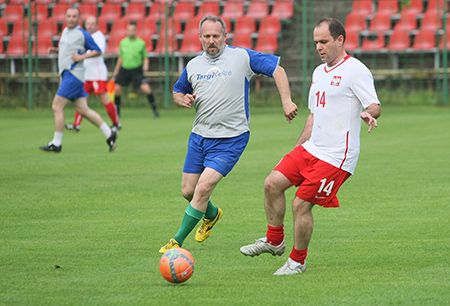 The match between the Targi Kielce team and Europe champions in futsal – the team of Swietokrzyskie region priests was w hale of the game