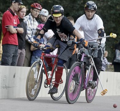 Not all of you may know that Bike Polo dates back to 19th century